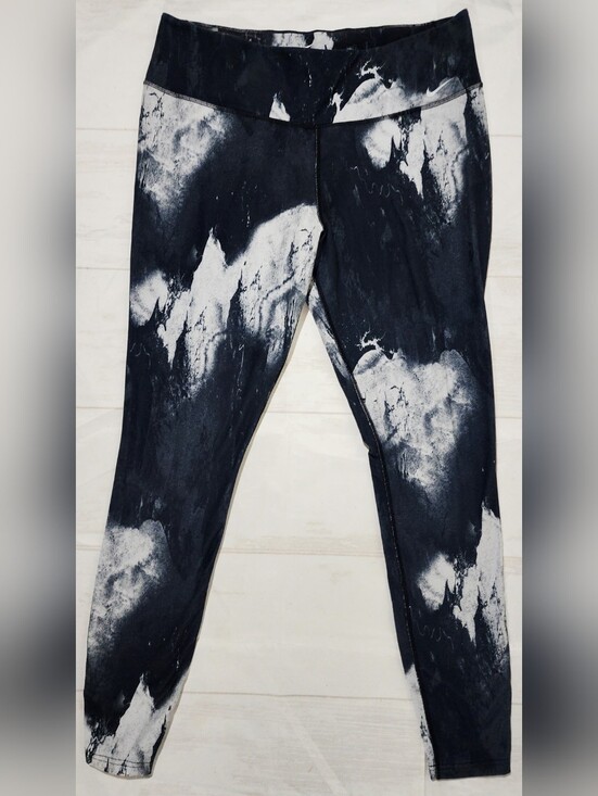 Nike Pants - Nike Dri Fit XL Black & White